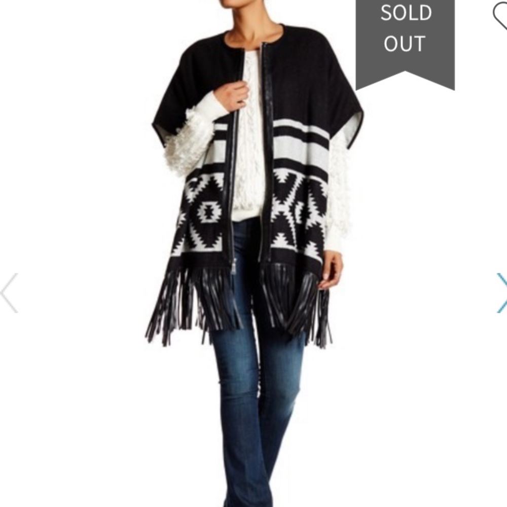 BCBGeneration Tribal Print Fringe Cape - Picture 2 of 8
